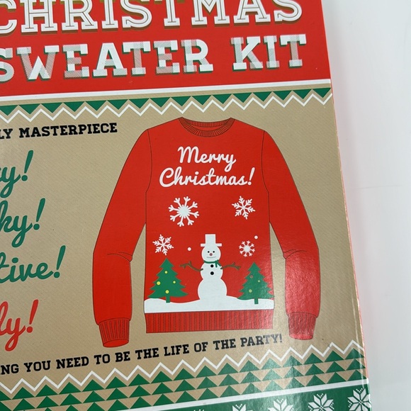 UGLY CHRISTMAS SWEATER KIT Women’s Red New in Box Size XL - Picture 8 of 12